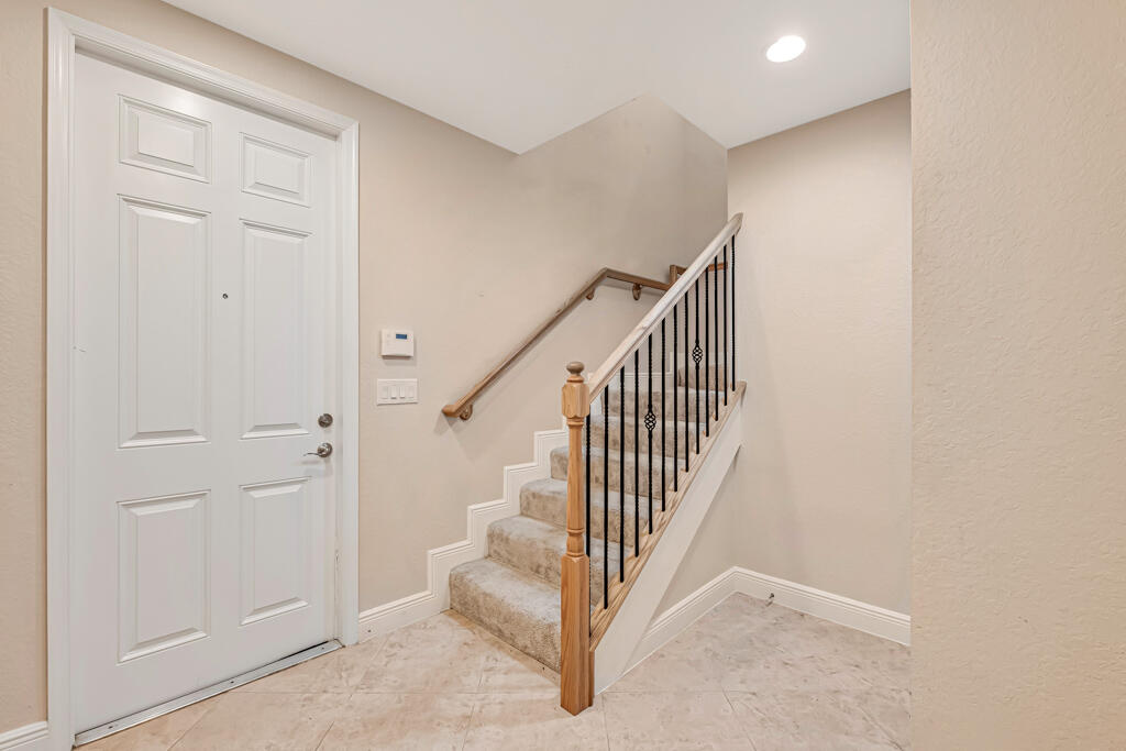 BAYWINDS/WINDJAMMER COVE CONDO - Residential