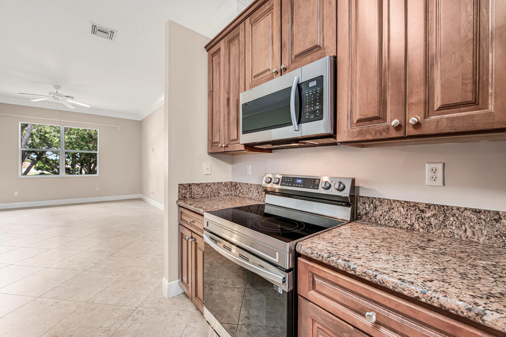 BAYWINDS/WINDJAMMER COVE CONDO - Residential