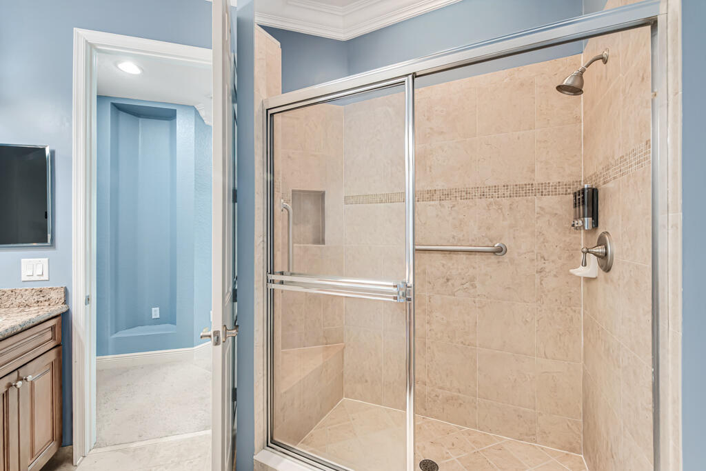 BAYWINDS/WINDJAMMER COVE CONDO - Residential