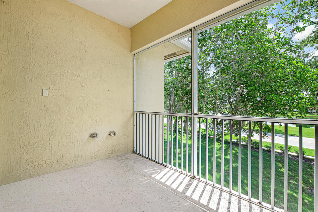 BAYWINDS/WINDJAMMER COVE CONDO - Residential