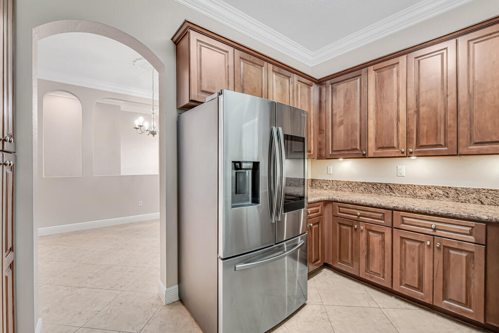 BAYWINDS/WINDJAMMER COVE CONDO - Residential
