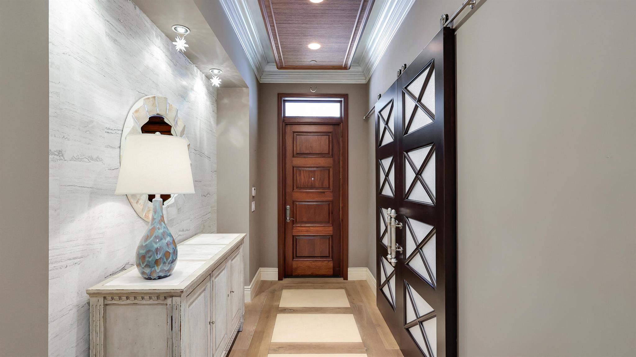 SEAGATE RESIDENCES CONDO - Residential