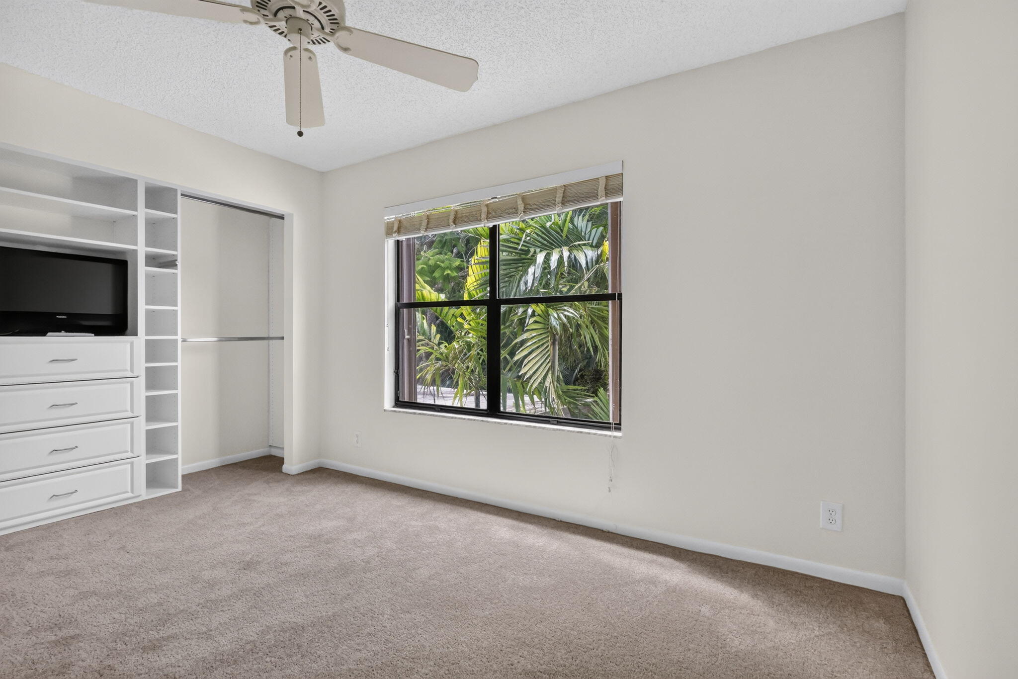 BRIGHTON LAKES - Residential