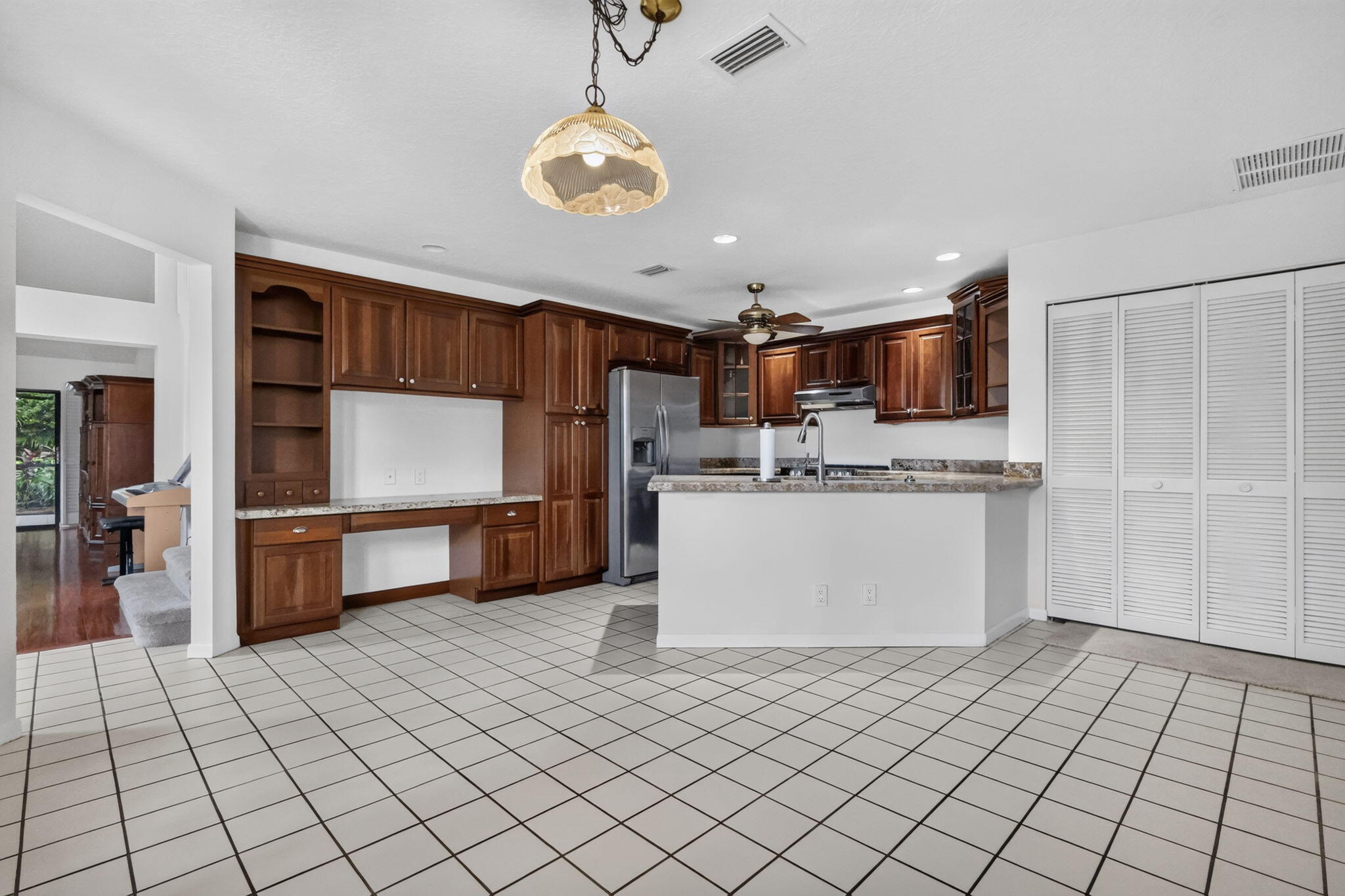 BRIGHTON LAKES - Residential