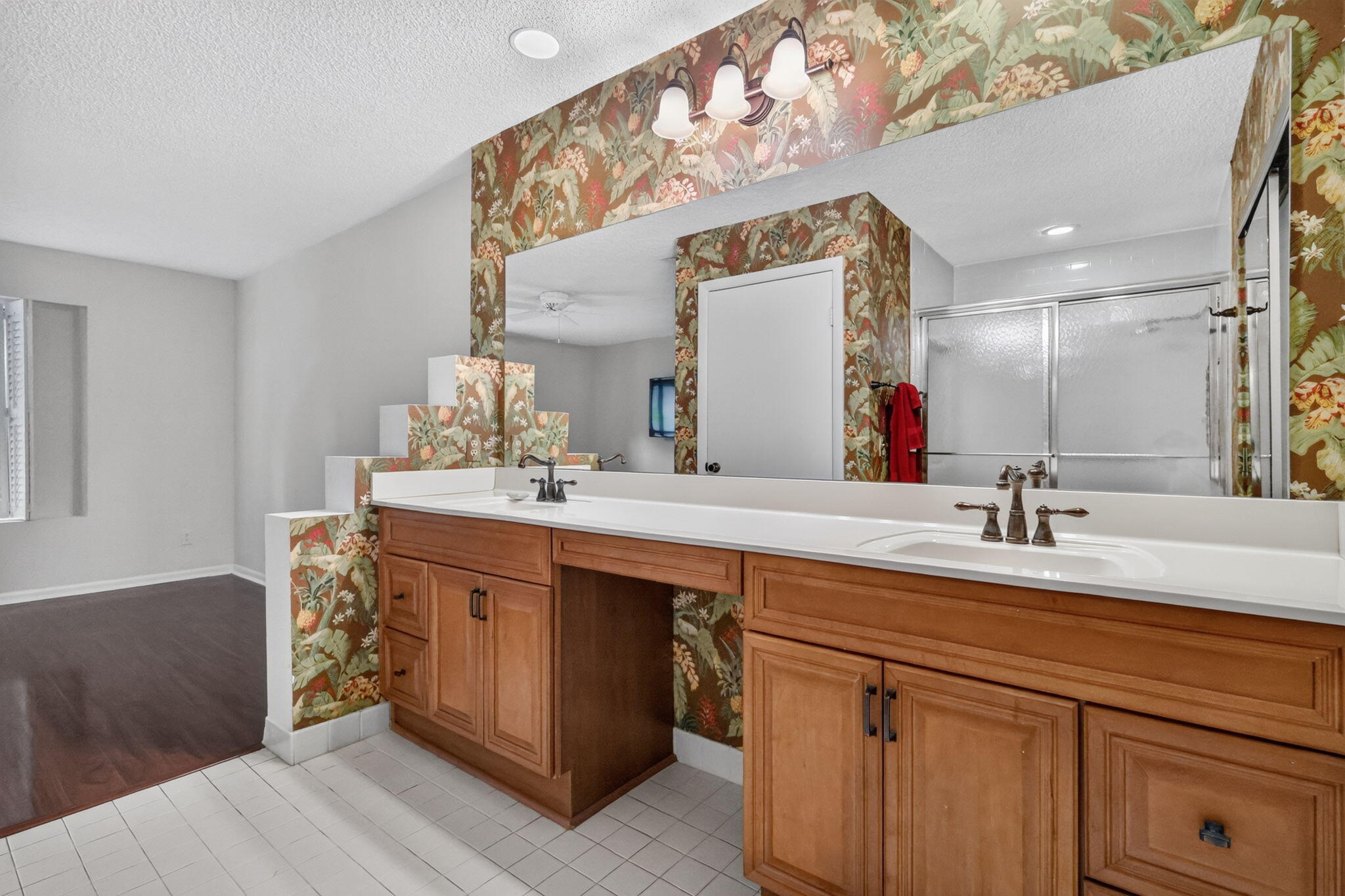 BRIGHTON LAKES - Residential