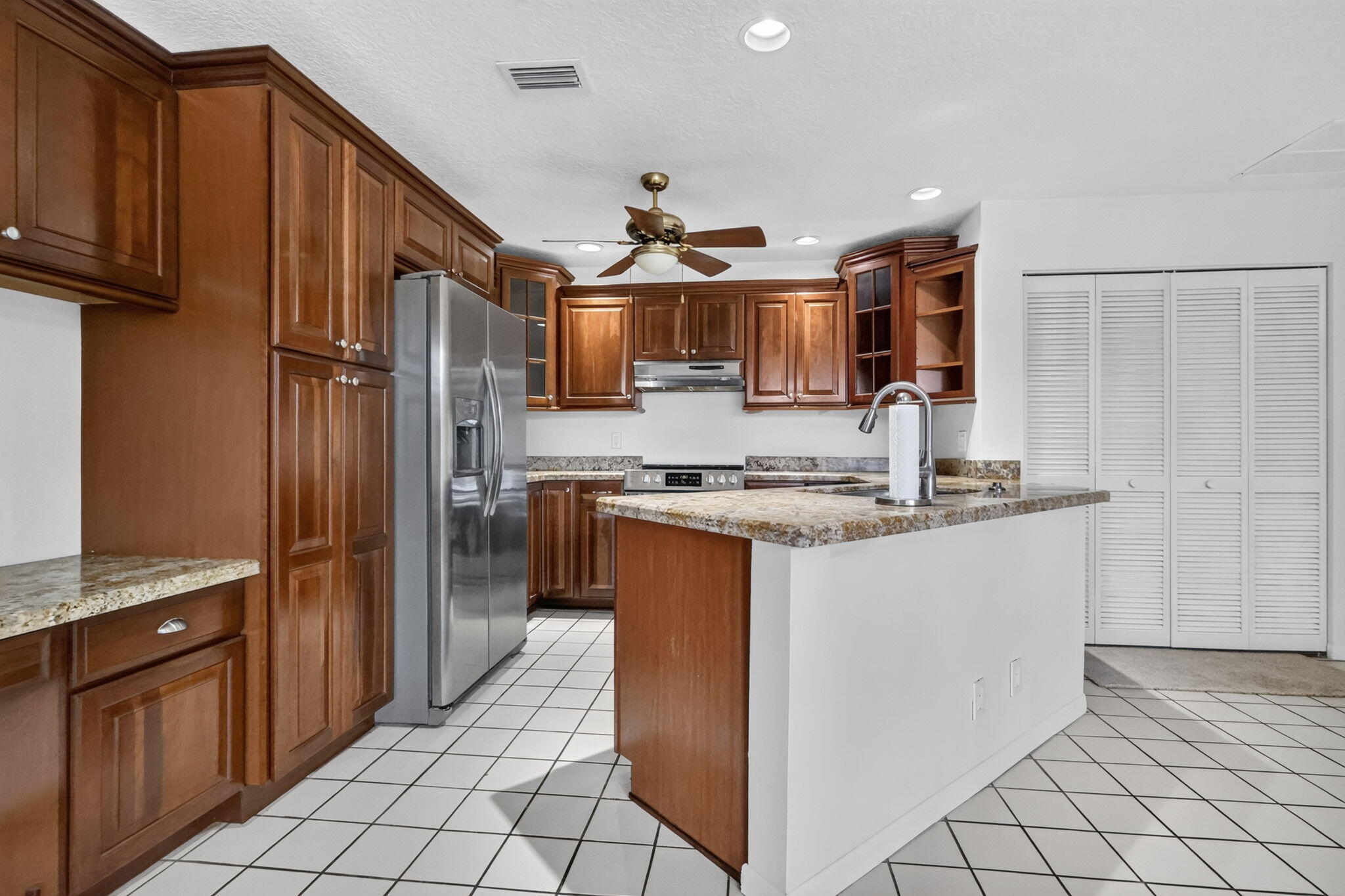 BRIGHTON LAKES - Residential