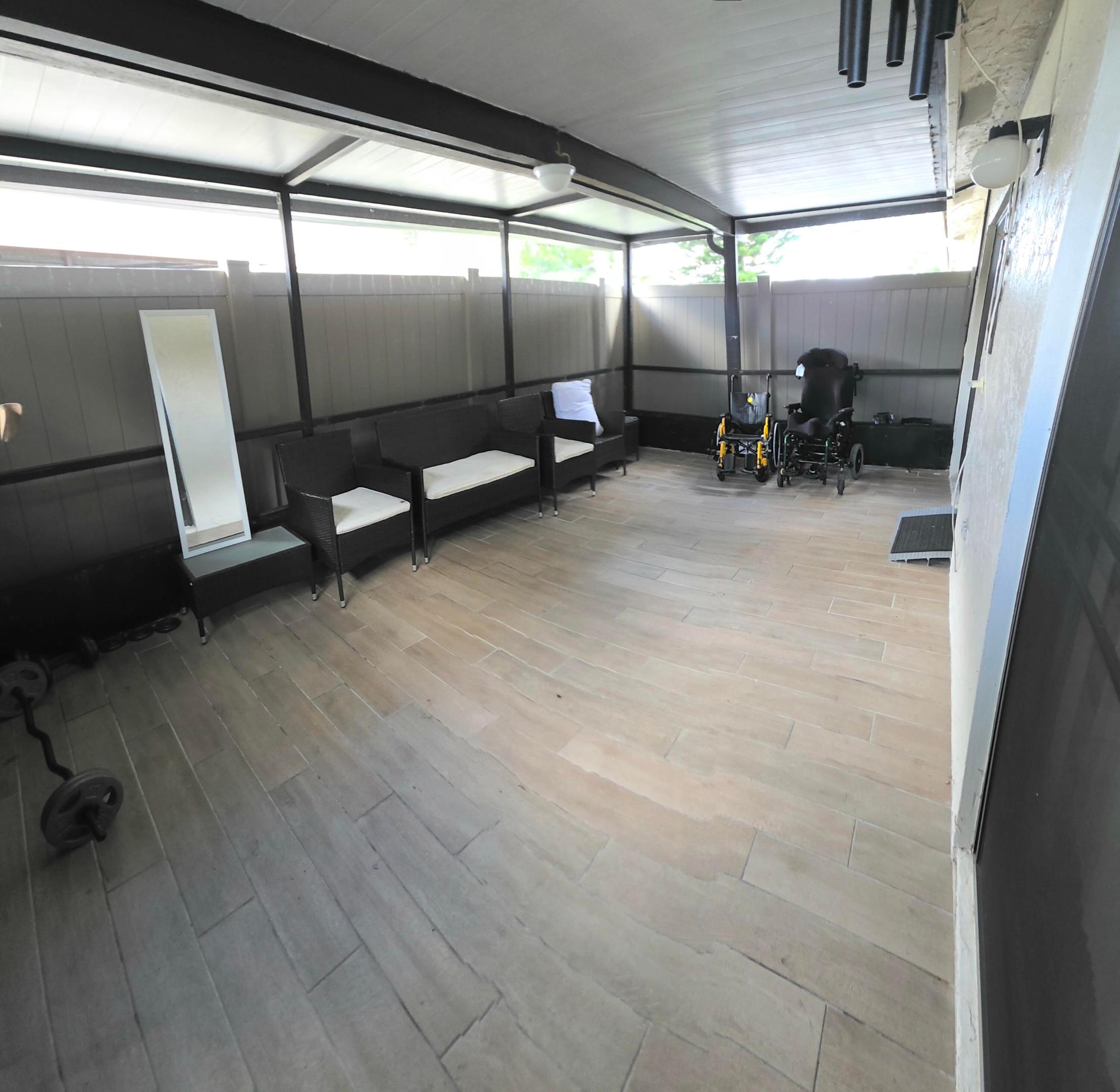 LAKESIDE GREEN 5 - Residential