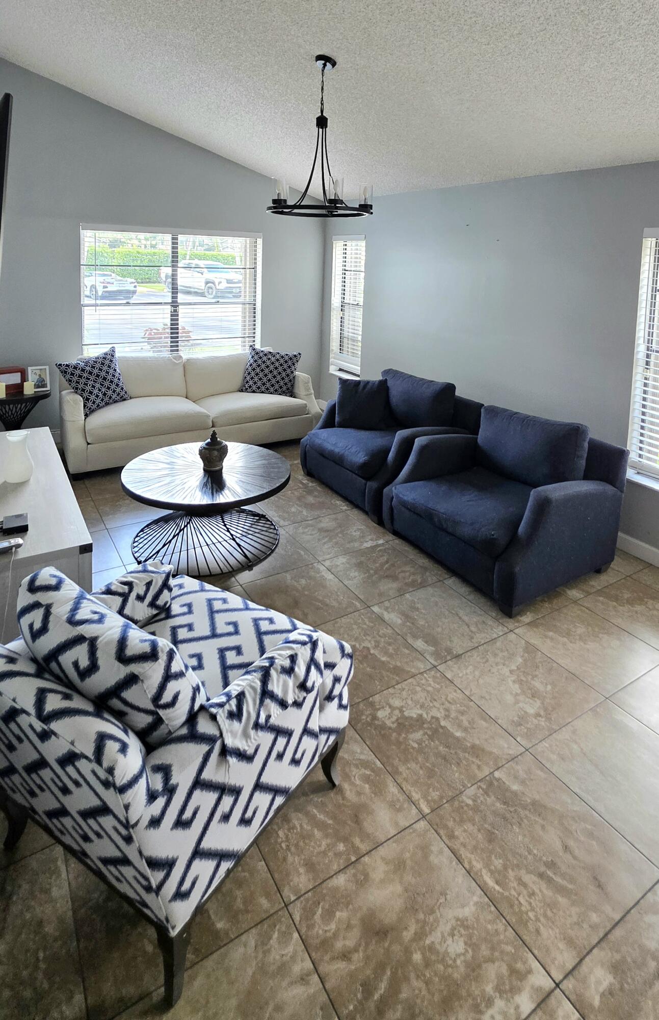 LAKESIDE GREEN 5 - Residential