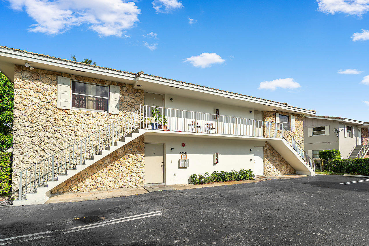 CORAL SPRINGS SUB NO 1 - Residential Lease