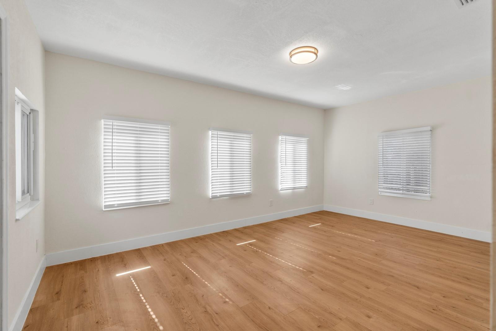 West Buena Vista - Residential Lease