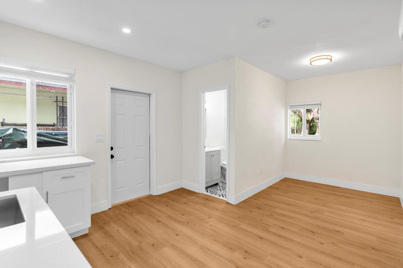West Buena Vista - Residential Lease