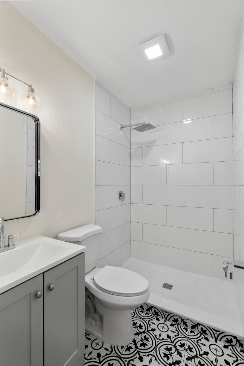 West Buena Vista - Residential Lease
