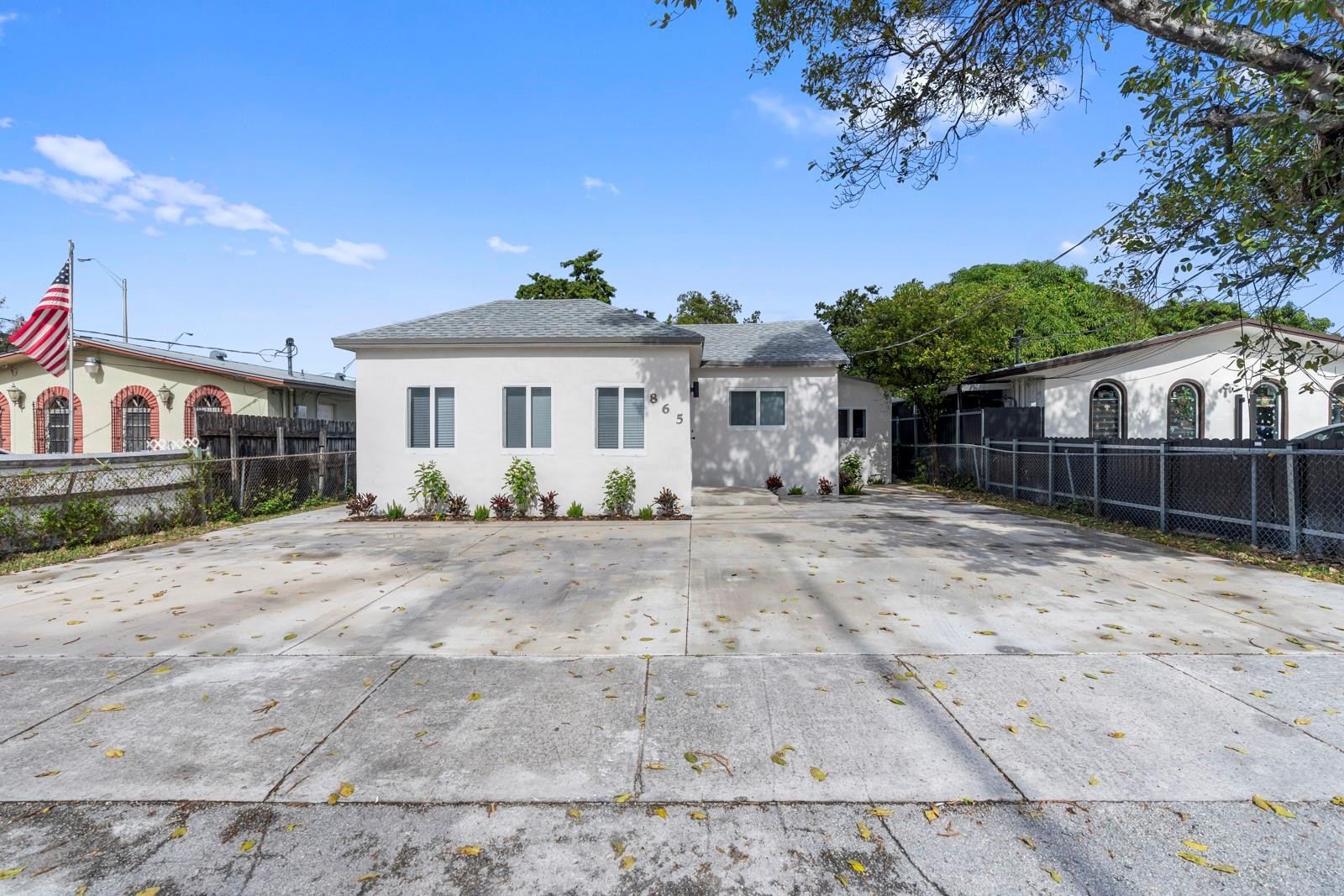 West Buena Vista - Residential Lease
