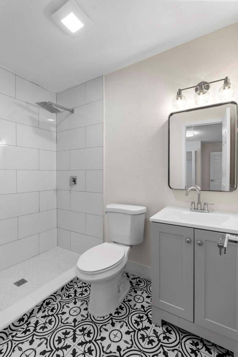 West Buena Vista - Residential Lease