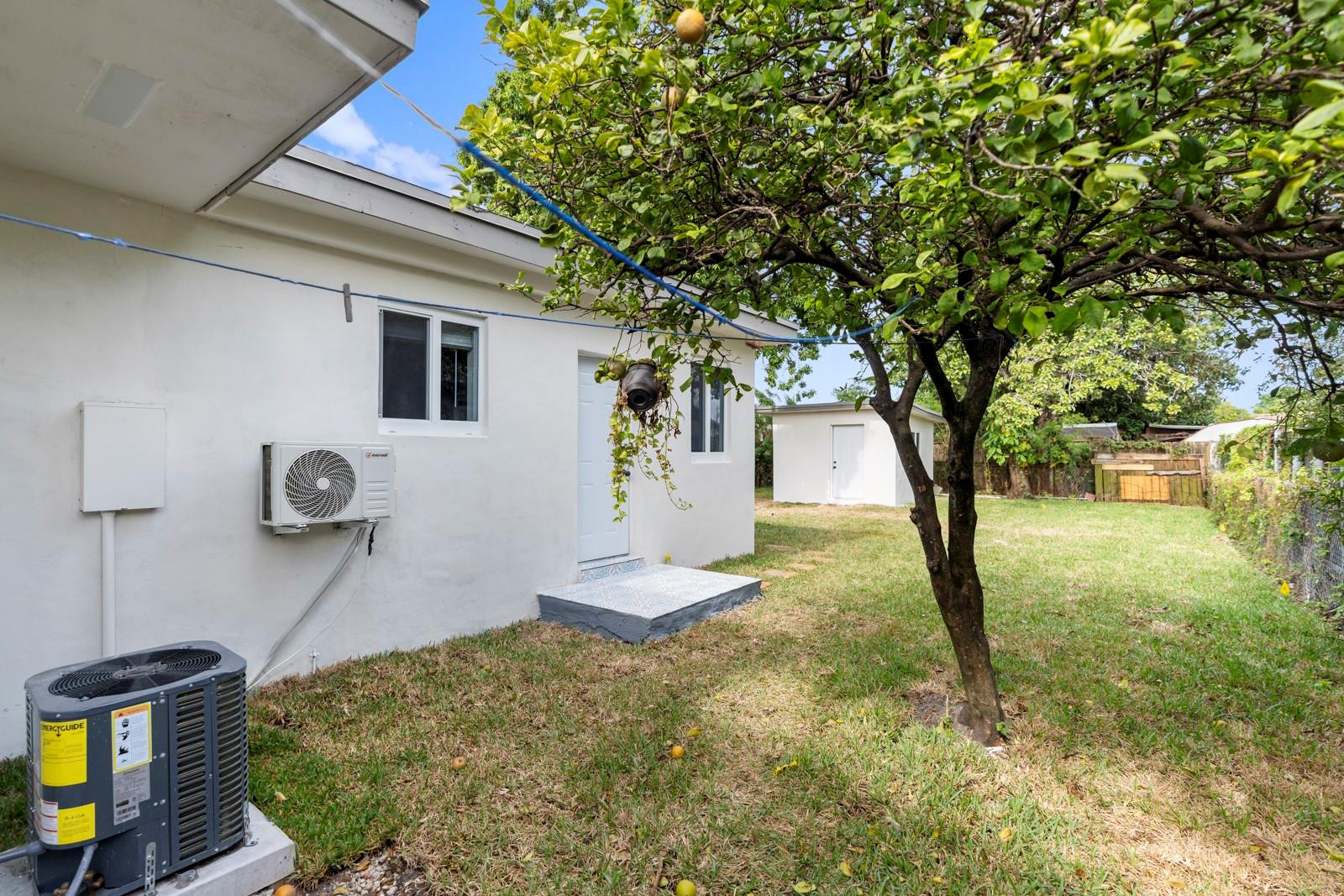 West Buena Vista - Residential Lease