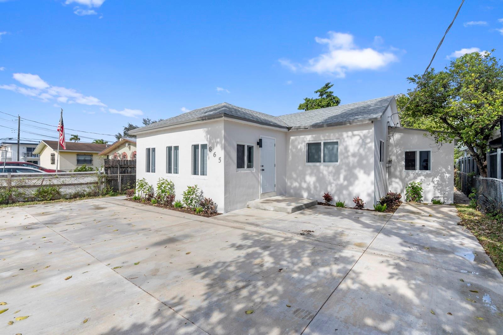 West Buena Vista - Residential Lease