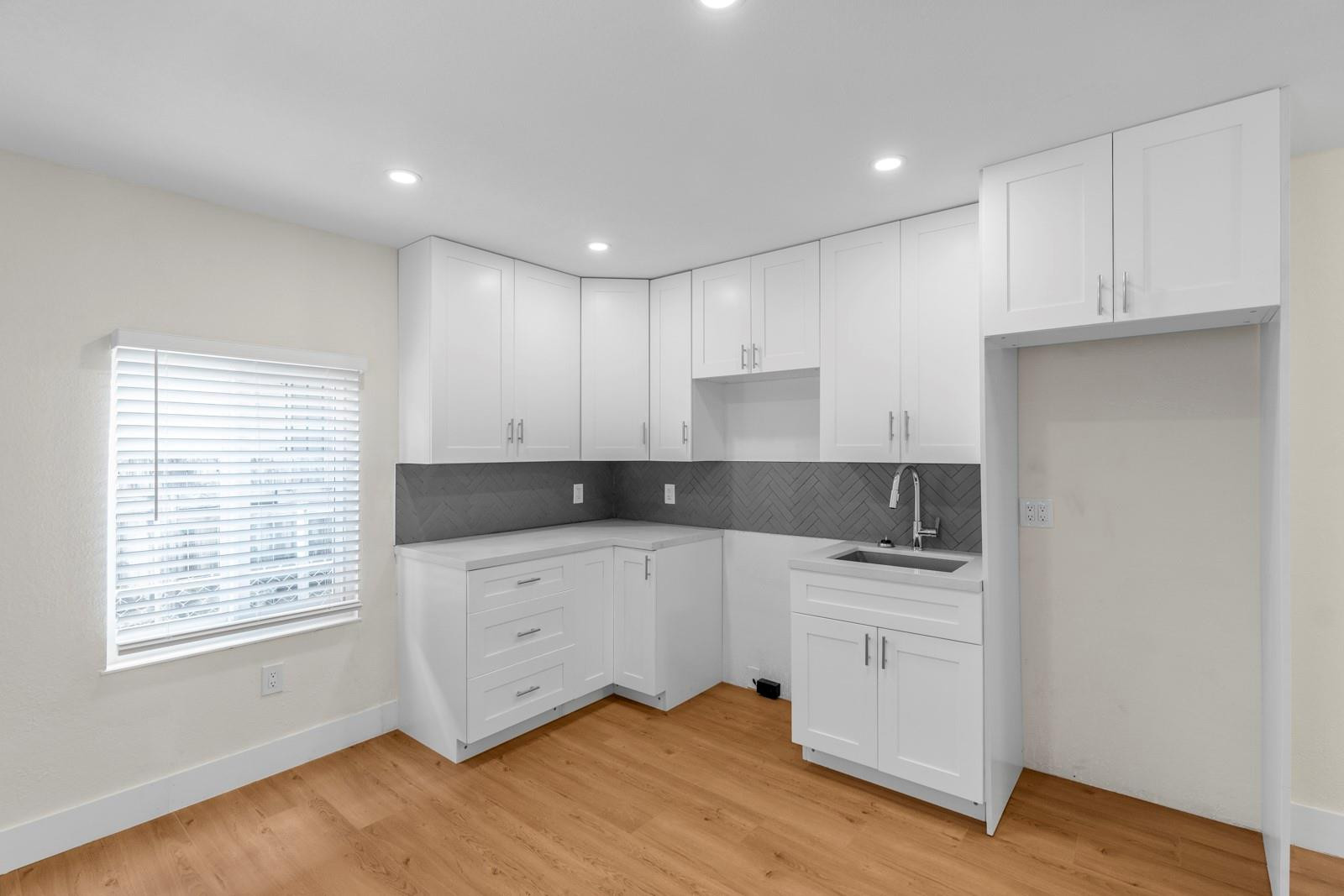 West Buena Vista - Residential Lease