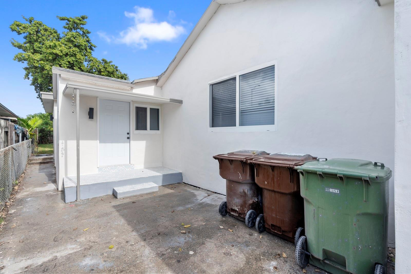 West Buena Vista - Residential Lease