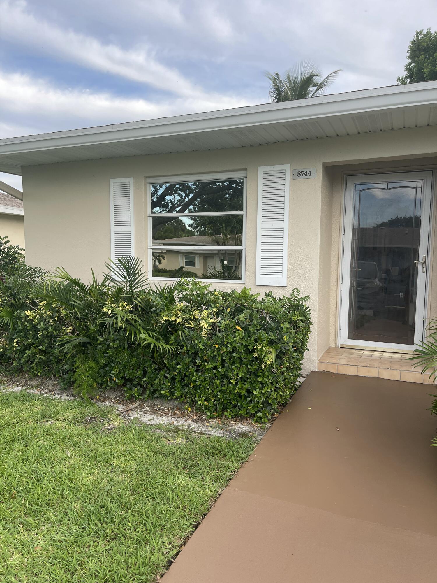 BOCA LAKES CONDO - Residential Lease