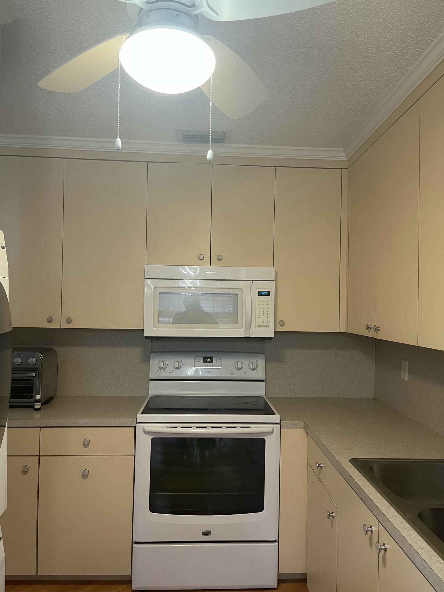 BOCA LAKES CONDO - Residential Lease