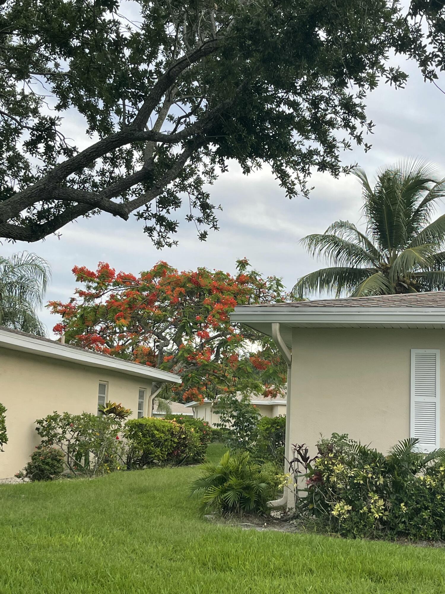 BOCA LAKES CONDO - Residential Lease