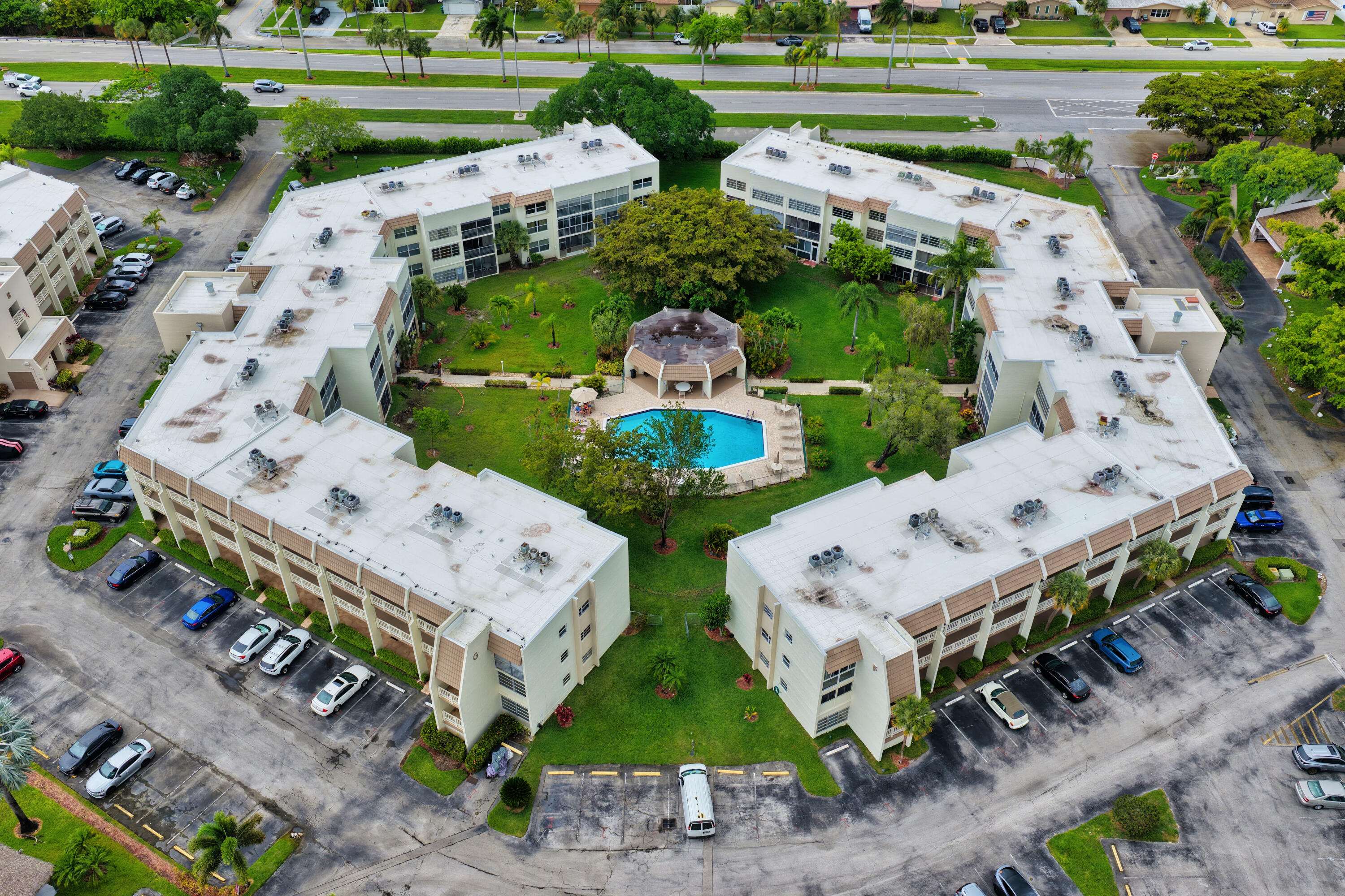 ROYAL PARK GARDENS II-K CONDO - Residential