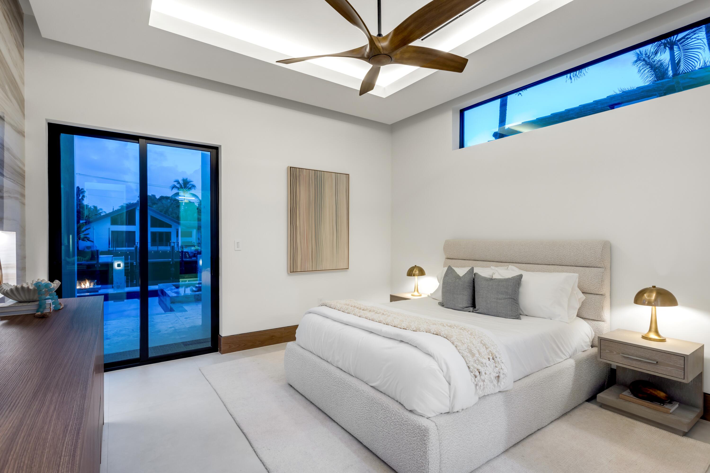 CORAL KEY VILLAS 2ND SEC - Residential