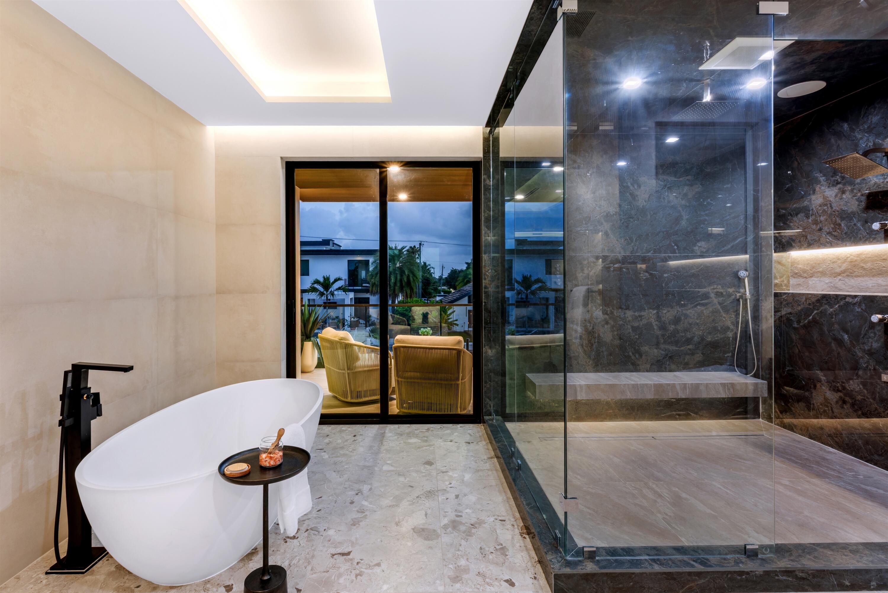 CORAL KEY VILLAS 2ND SEC - Residential