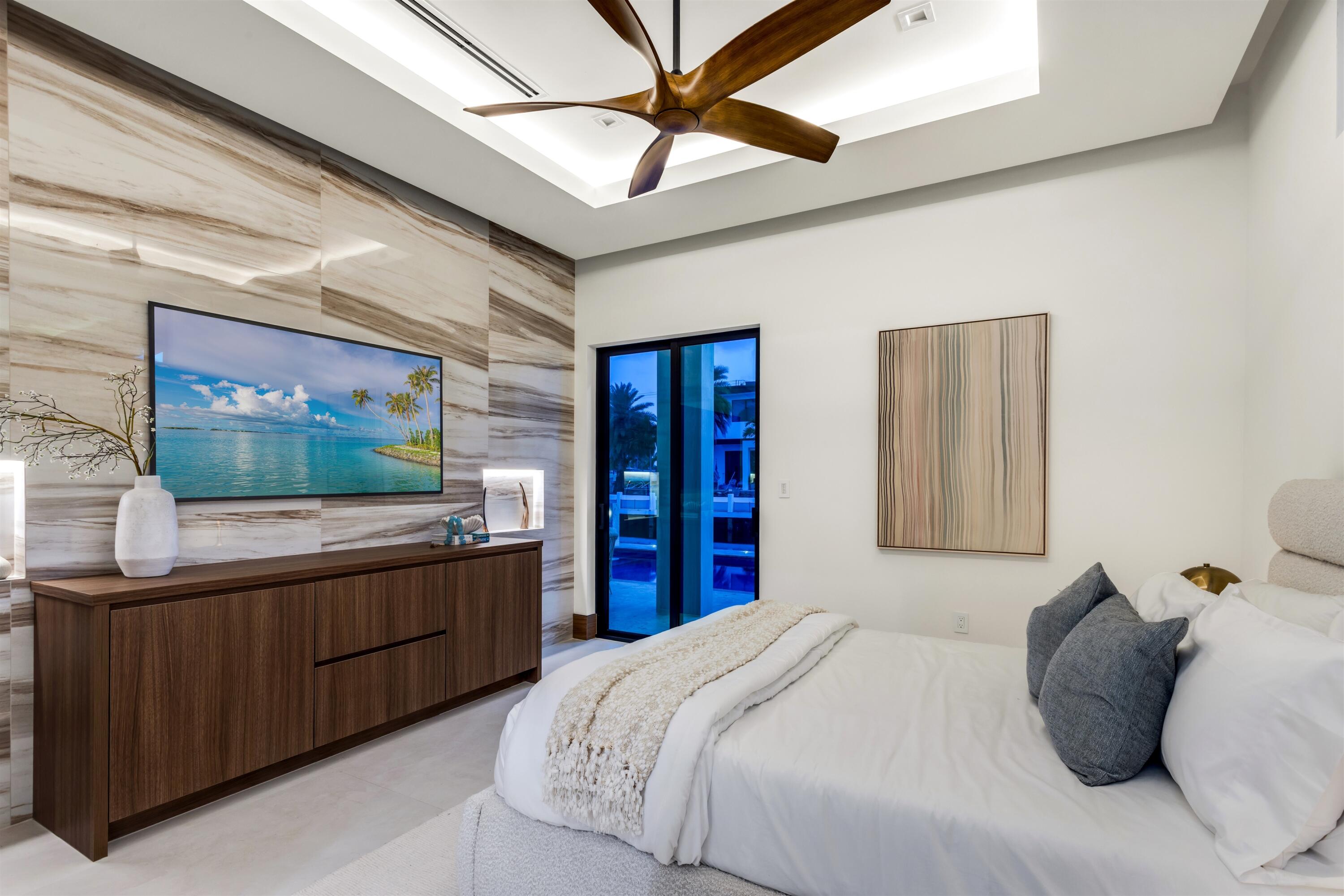 CORAL KEY VILLAS 2ND SEC - Residential