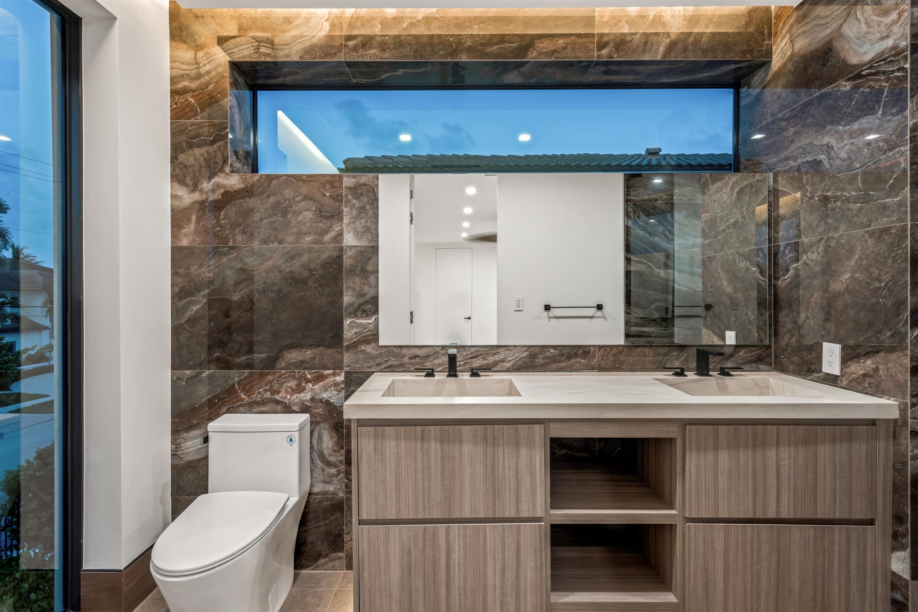 CORAL KEY VILLAS 2ND SEC - Residential