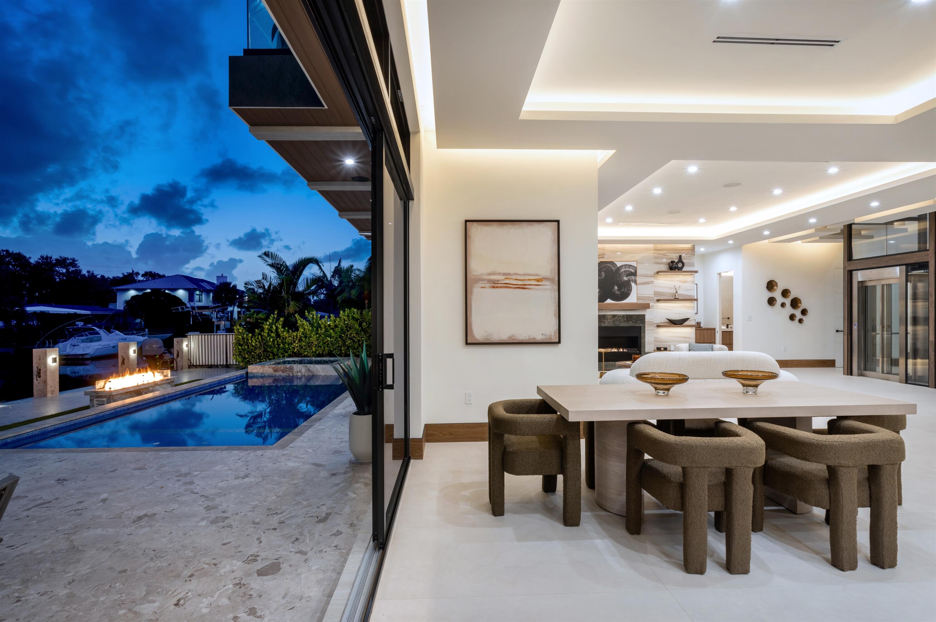 CORAL KEY VILLAS 2ND SEC - Residential