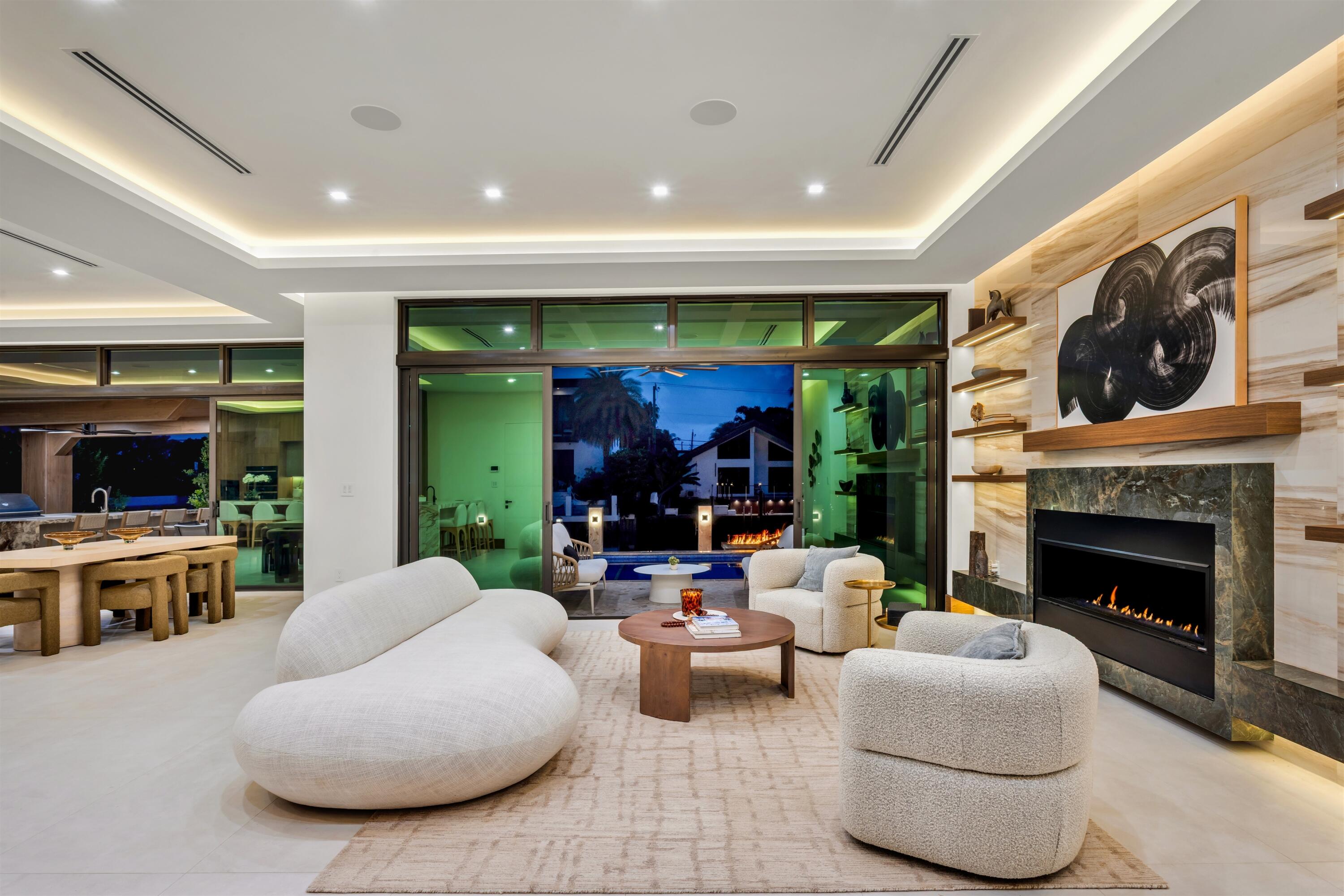 CORAL KEY VILLAS 2ND SEC - Residential