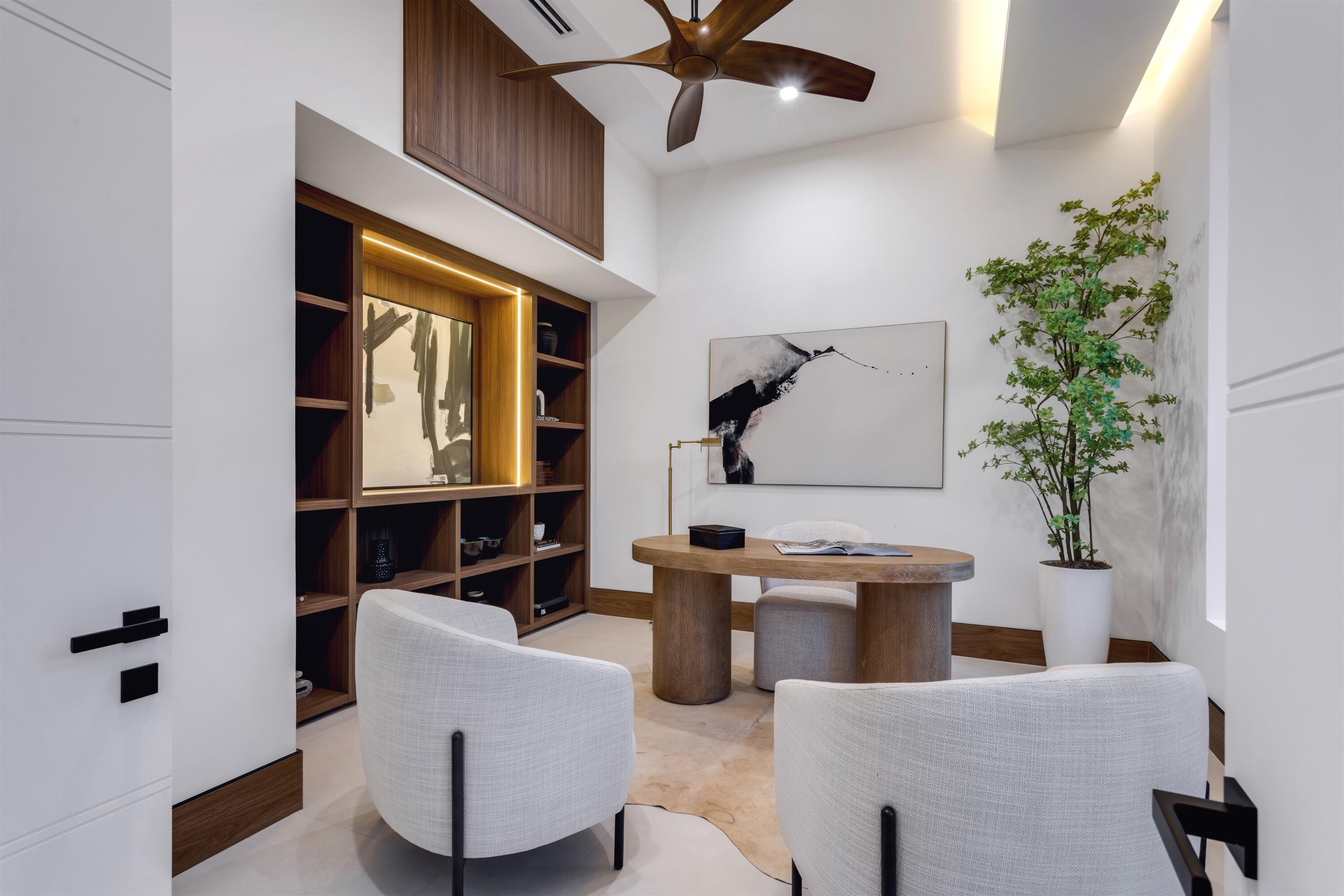 CORAL KEY VILLAS 2ND SEC - Residential