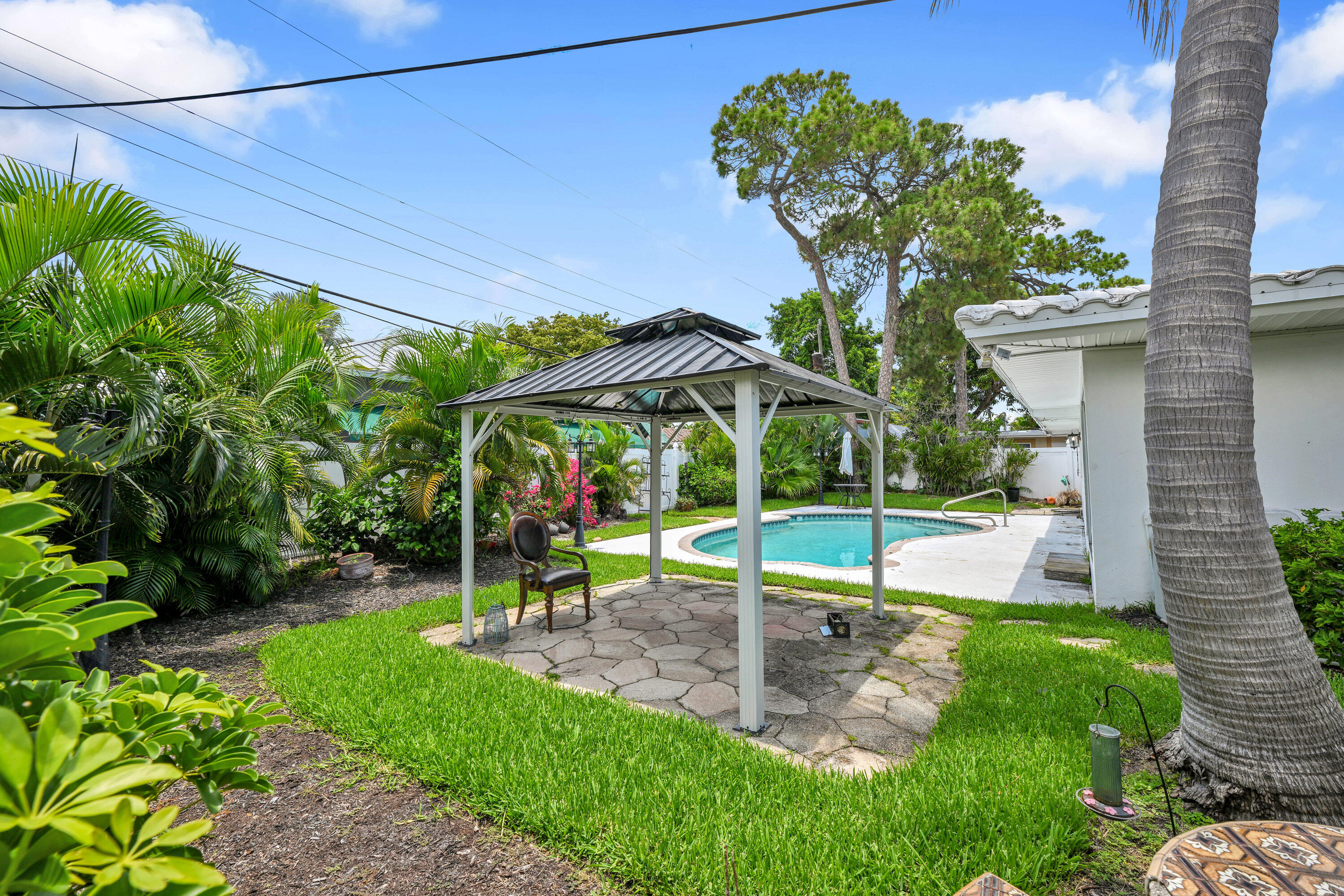COVE 4TH SEC - Residential