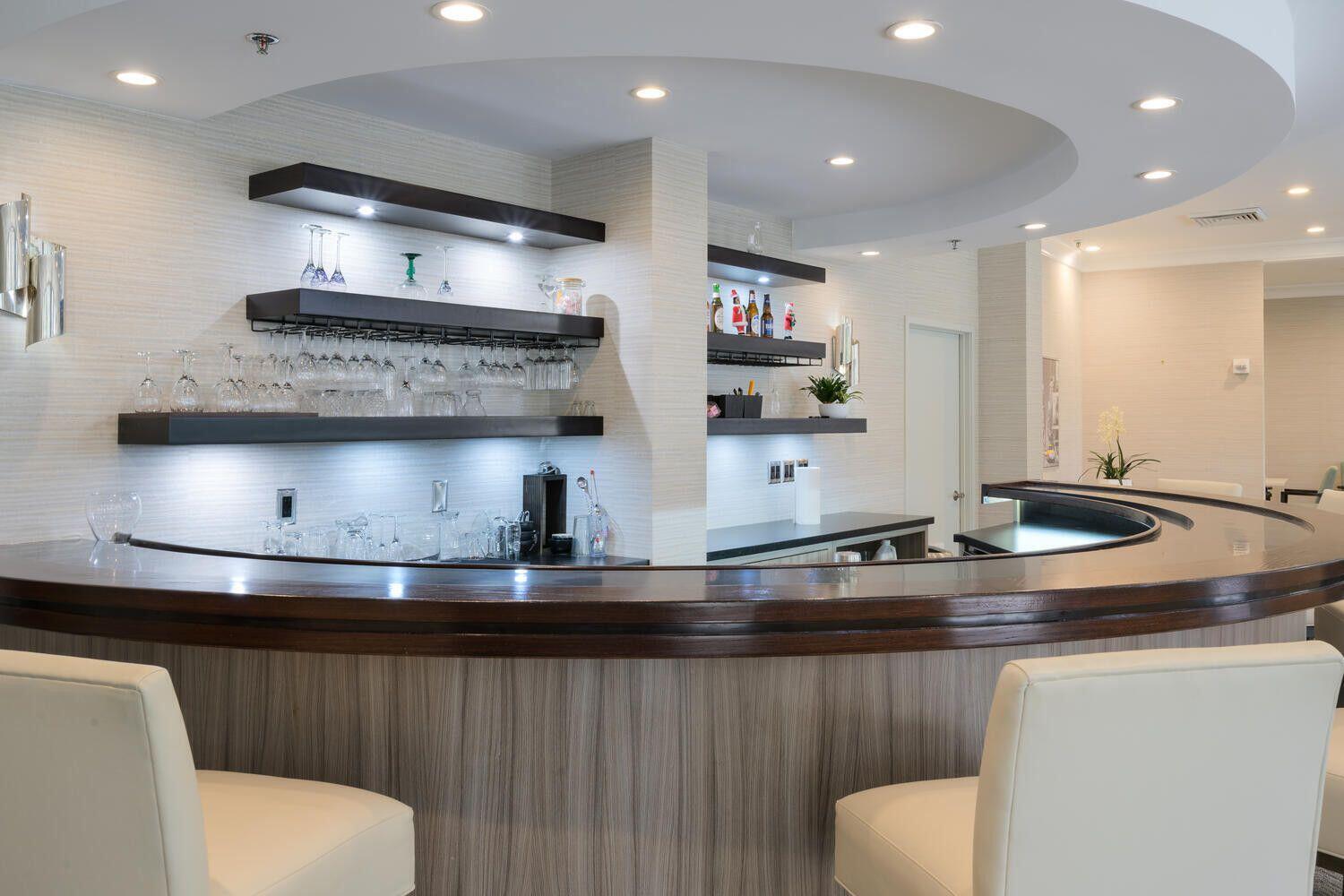 Lands of the President / ENVOY CONDO - Residential