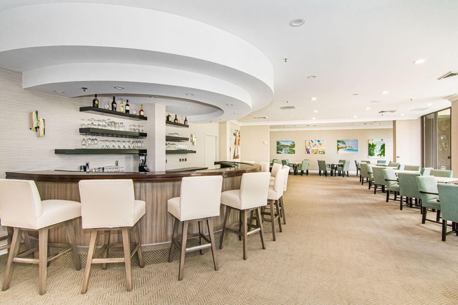 Lands of the President / ENVOY CONDO - Residential