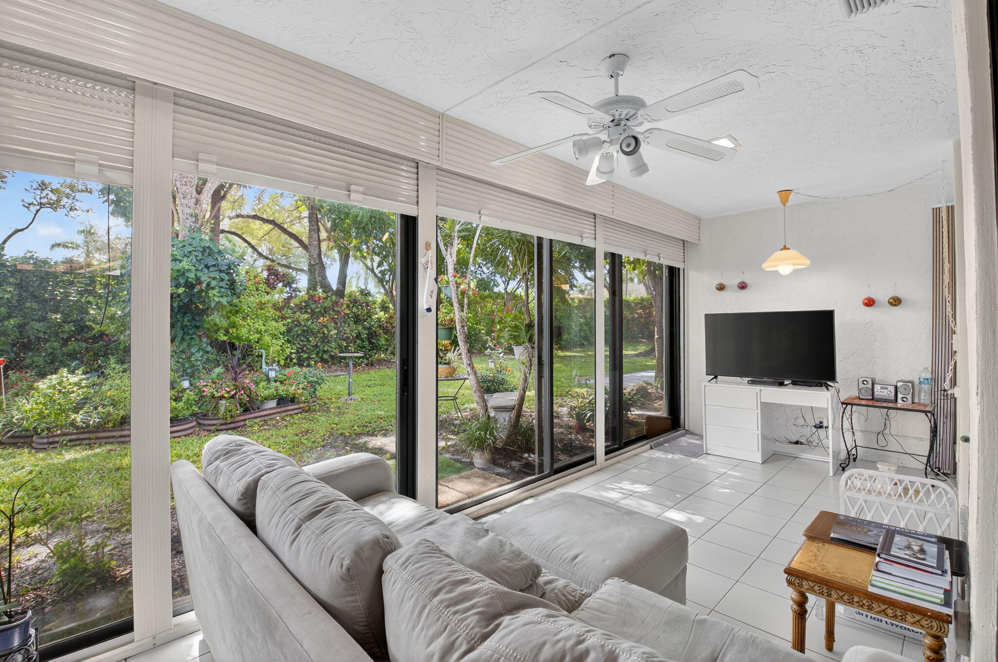 LADYPALM / WATERBERRY - Residential