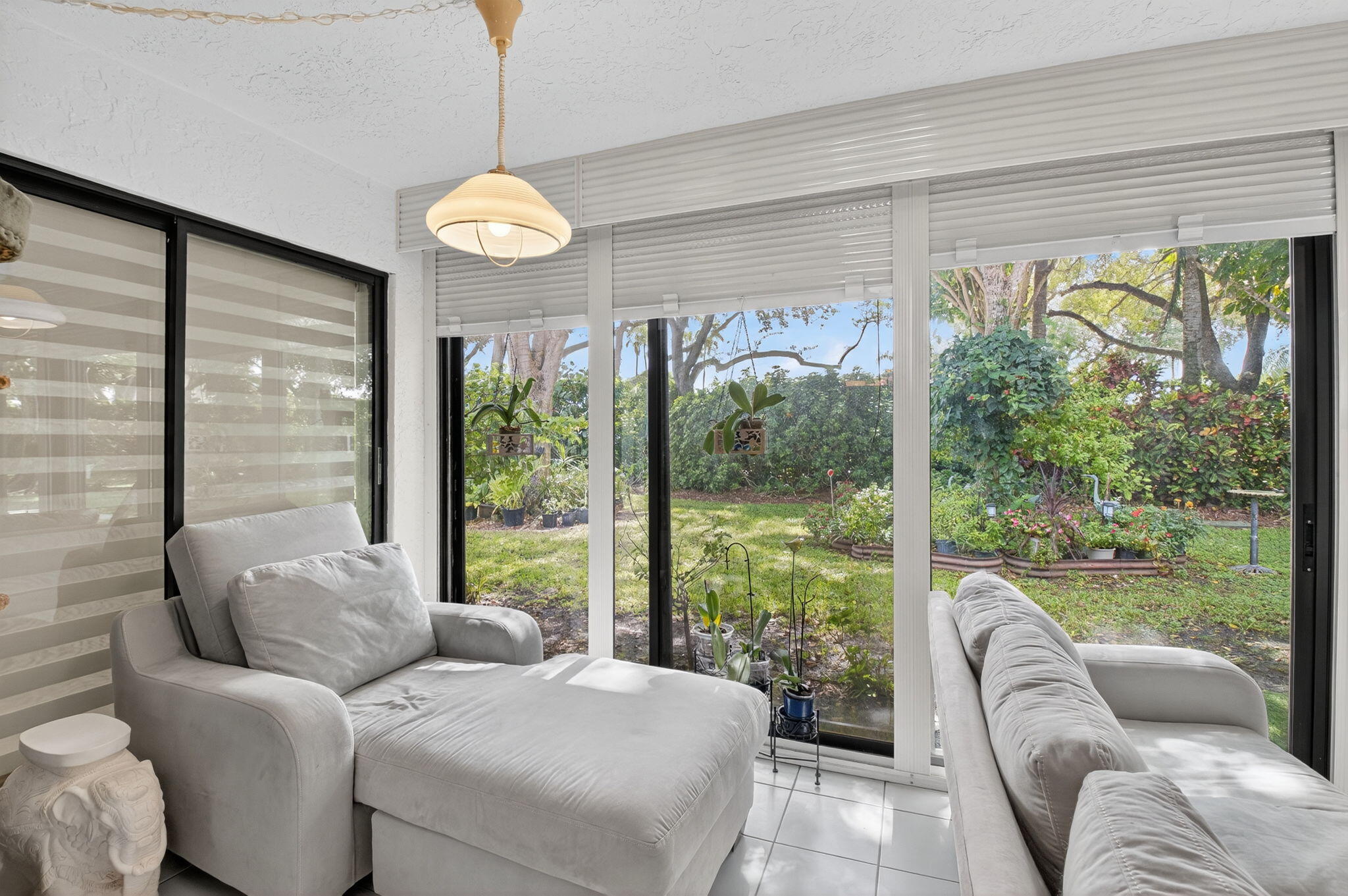 LADYPALM / WATERBERRY - Residential