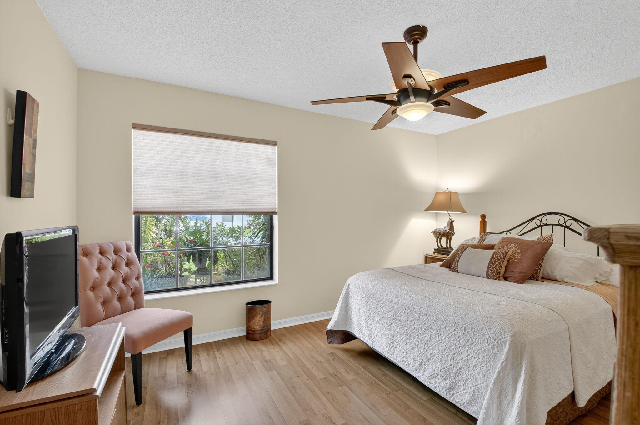 LADYPALM / WATERBERRY - Residential