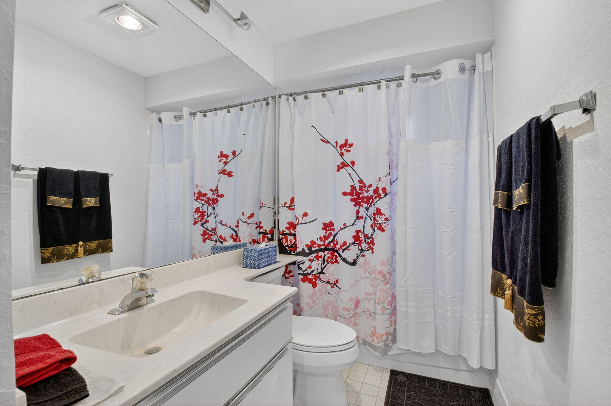 LADYPALM / WATERBERRY - Residential
