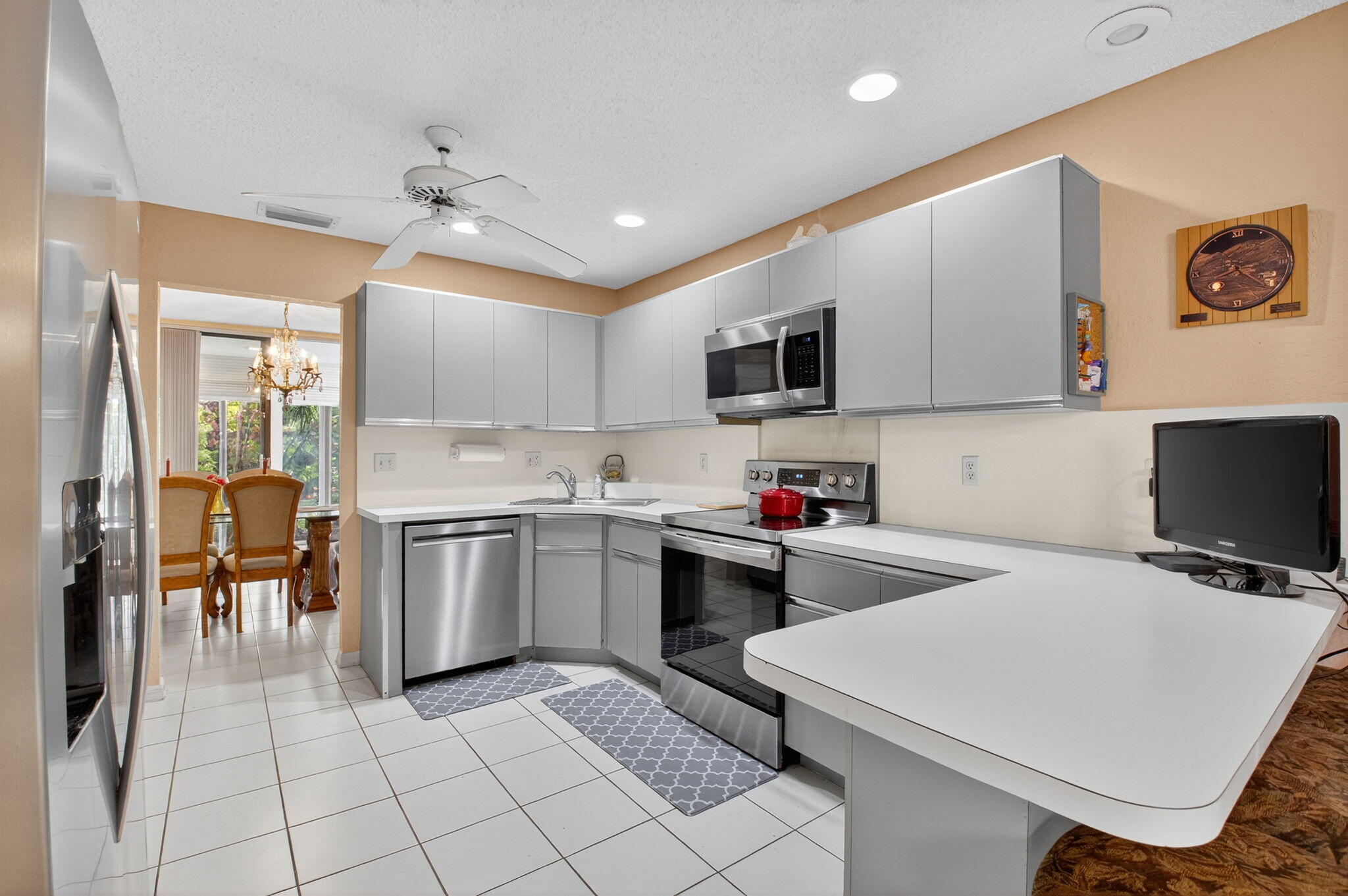 LADYPALM / WATERBERRY - Residential