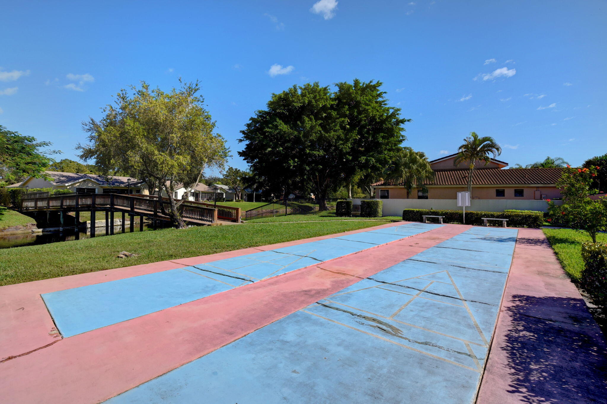 LADYPALM / WATERBERRY - Residential