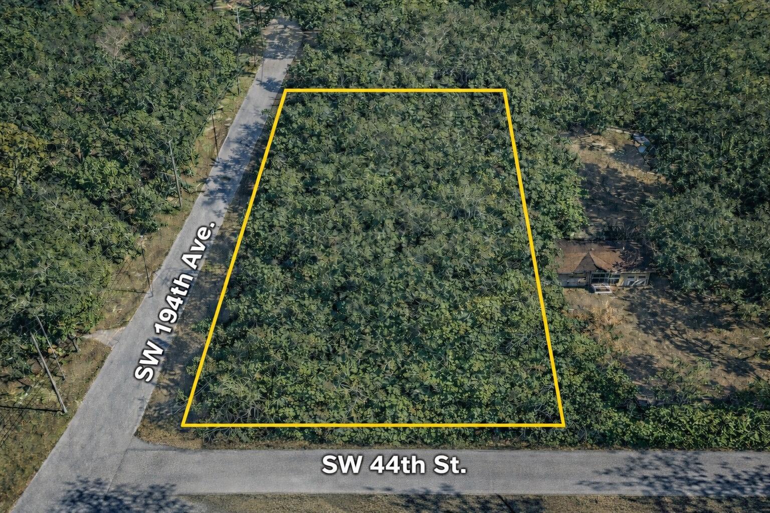 Build your dream home on this spacious corner lot offering nearly one acre (37,897 sqft ) in Dunnellon. This residential parcel provides ample space for a custom home, outdoor living areas, a pool, garden, or additional storage for boats, RVs, and more. With its generous size and corner location, the property offers added flexibility for design, access, and privacy.

Enjoy a peaceful setting while still being conveniently located near local shopping, dining, parks, and the beautiful Rainbow Springs and Withlacoochee River areas known for boating, kayaking, and outdoor recreation. A wonderful opportunity to own a large homesite in a growing area of Marion County.

Don't miss this chance to secure nearly one acre and build exactly what you envision.