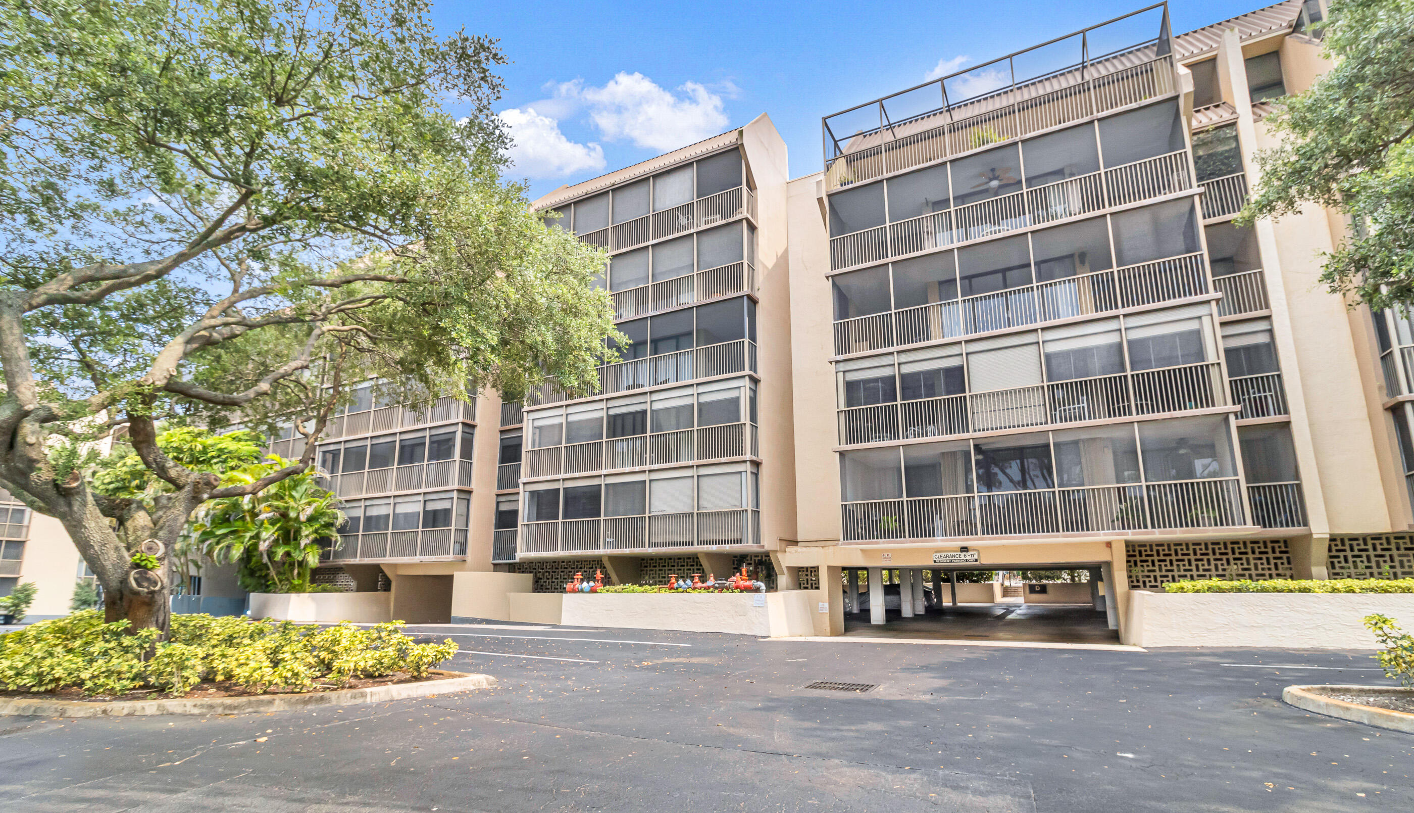 GRANDVIEW AT EMERALD HILLS CONDO - Residential