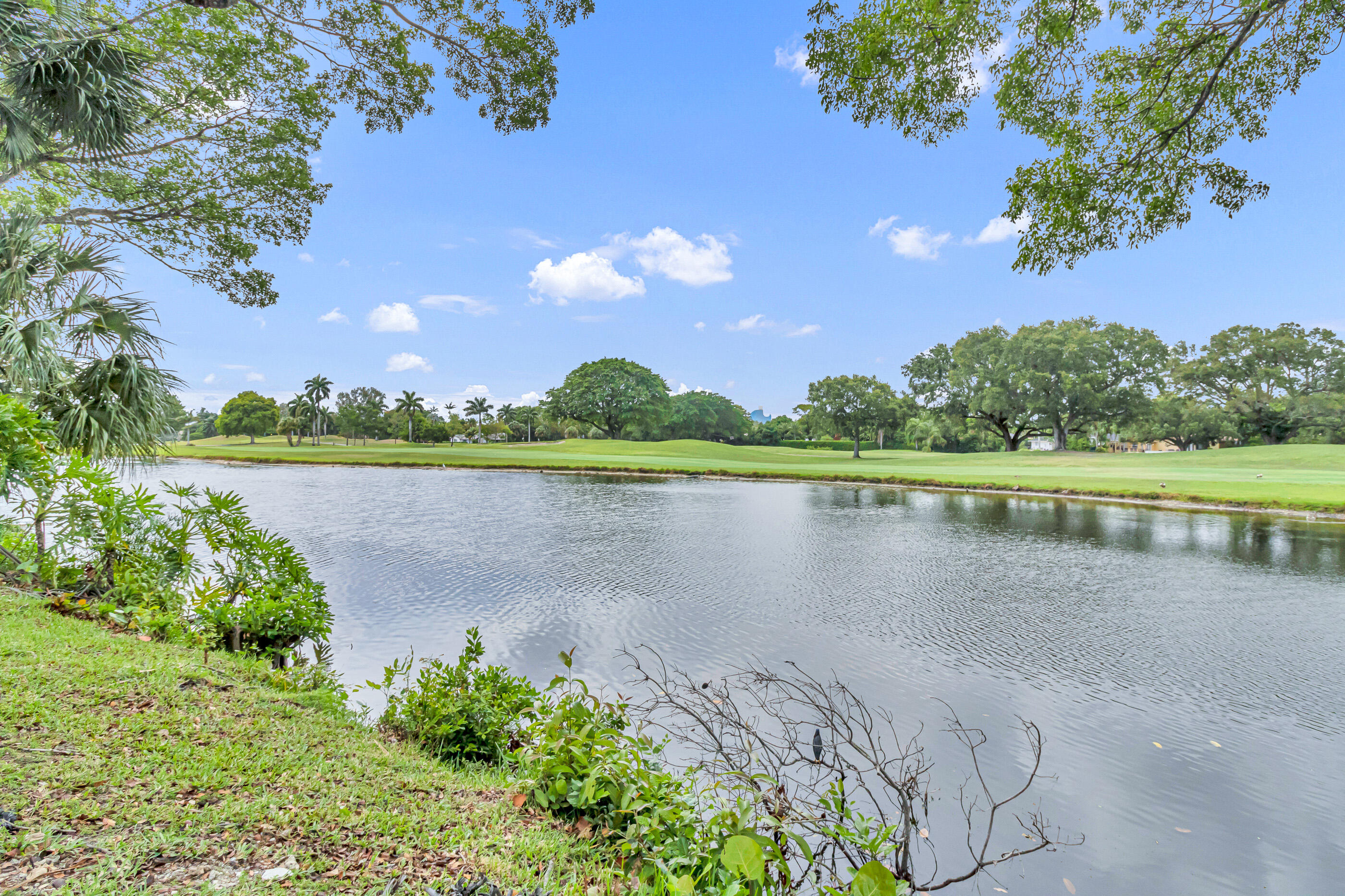 GRANDVIEW AT EMERALD HILLS CONDO - Residential
