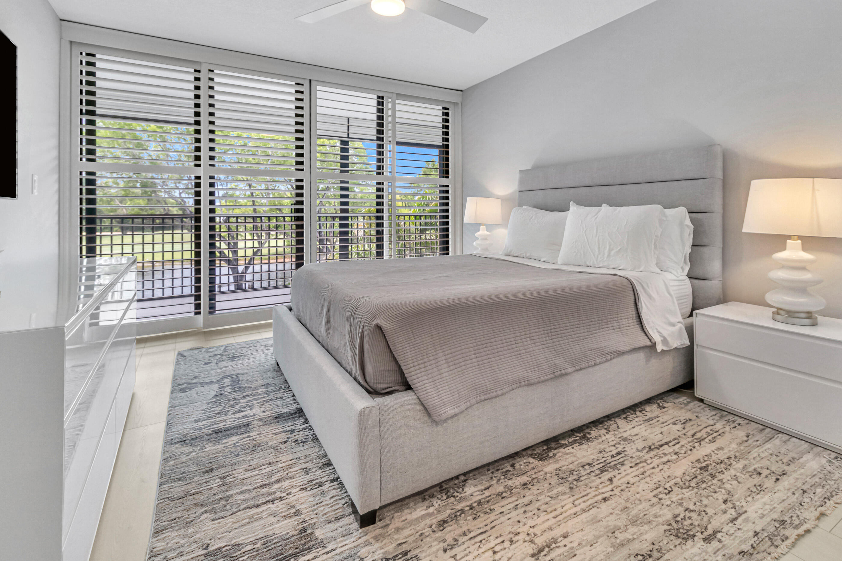 GRANDVIEW AT EMERALD HILLS CONDO - Residential