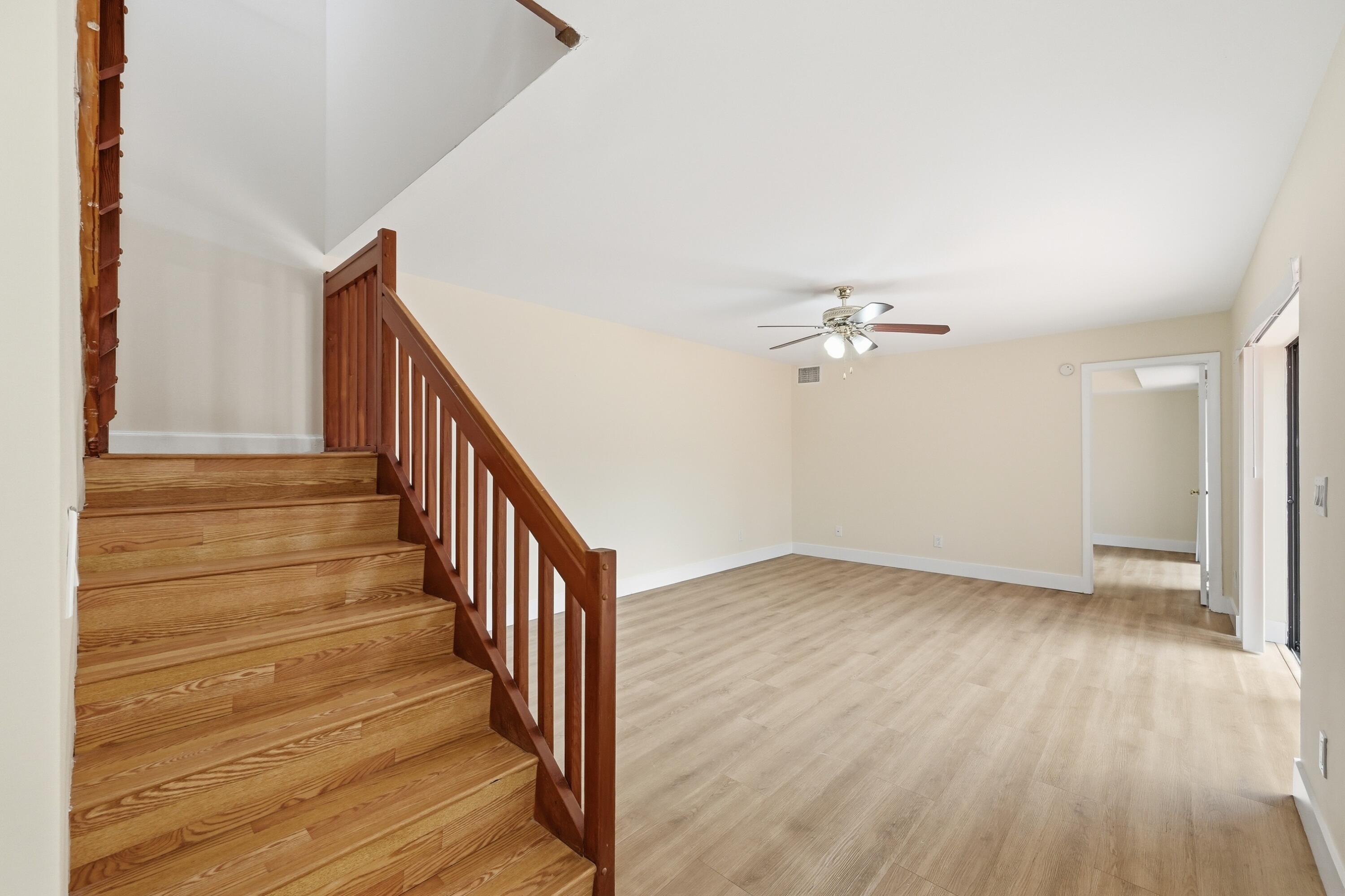 WOODVILLE - Residential