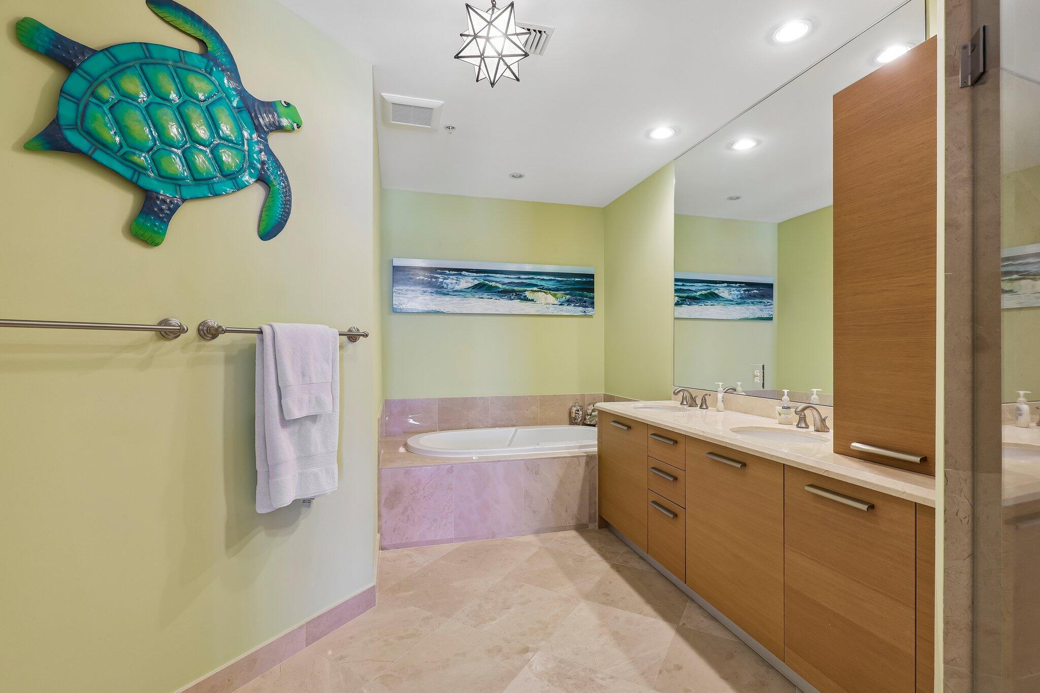 VILLAS BY THE SEA 3 CONDO - Residential