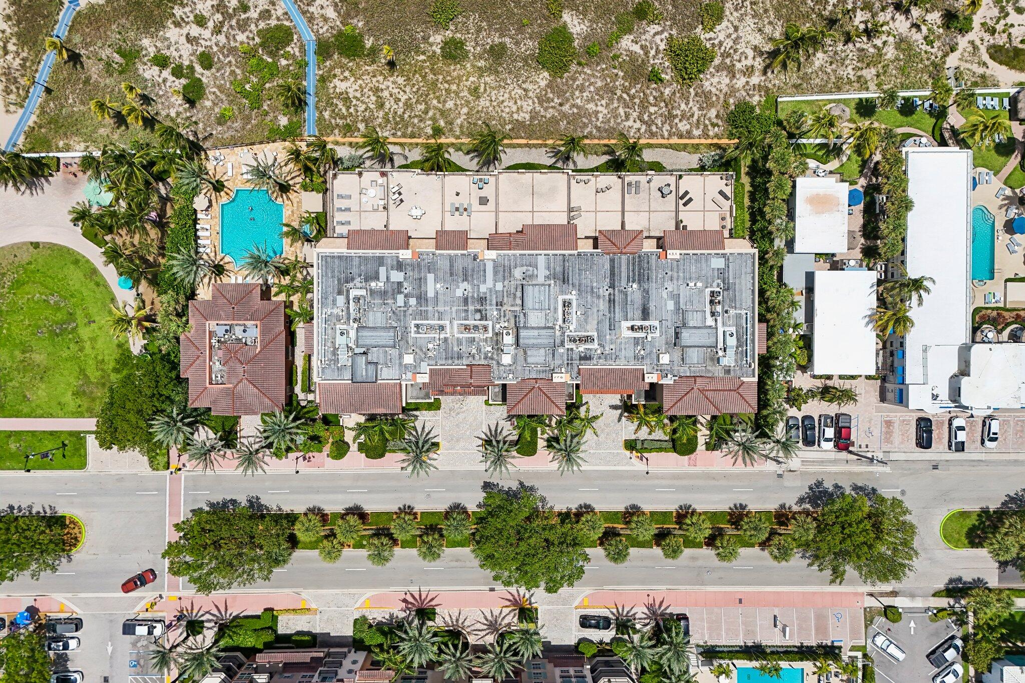 VILLAS BY THE SEA 3 CONDO - Residential
