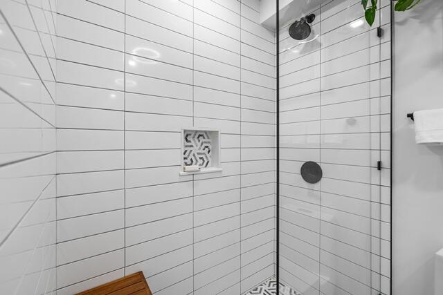 RIVERBEND CONDO - Residential